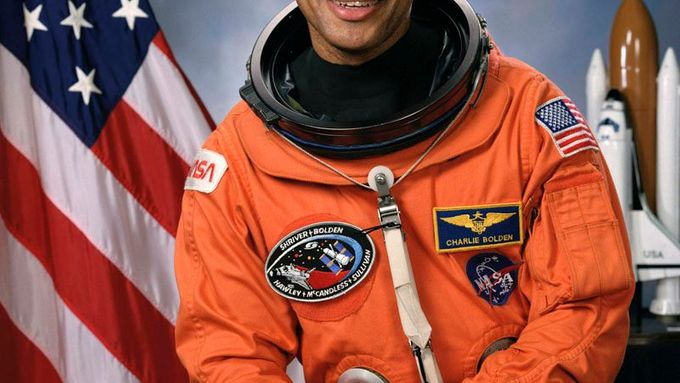 Astronaut Charles F. Bolden Jr. na archivním snímku z roku 1991. Usedne do čela NASA?