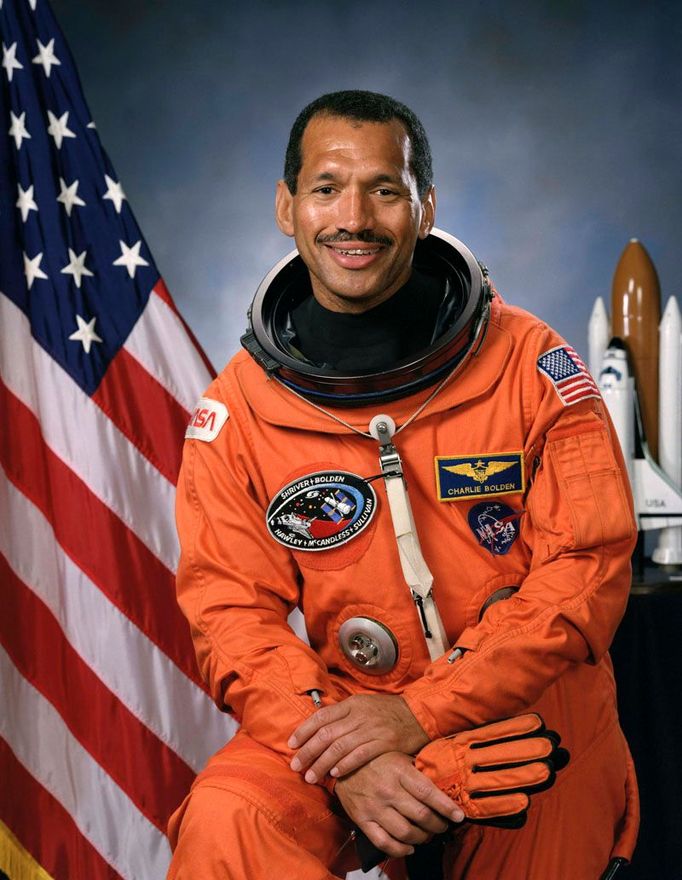 Astronaut Charles F. Bolden Jr. na archivním snímku z roku 1991. Usedne do čela NASA?