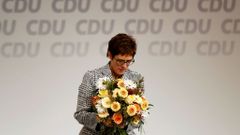 AKK; Annegret Krampová-Karrenbauerová; merkel; německo; CDU