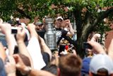 Zisk Stanley Cupu oslavovalo v ulicích Bostonu až milion lidí.