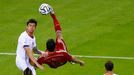 Spain's Diego Costa kicks the ball during the 2014 World Cup Group B soccer match between Spain and Chile at the Maracana stadium in Rio de Janeiro June 18, 2014. REUTERS