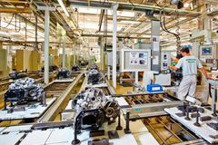 Manuál MQ 200 ve škodovkách skončí. Závod sníží počet zaměstnanců