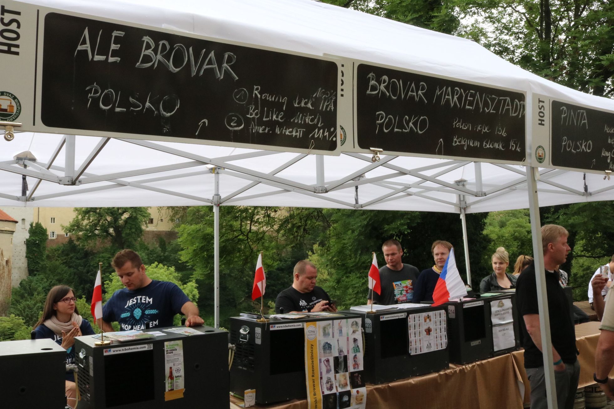 Festival minipivovarů Hrad 2016