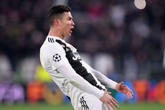 Ronaldova pomsta. Famozní Portugalec překvapil hattrickem, ale také obscénními gesty