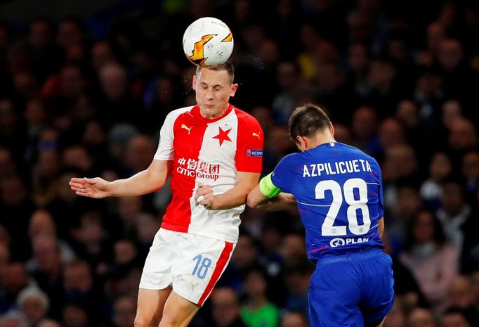 fotbal, odveta čtvrtfinále Evropské ligy, Chelsea - Slavia, Jan Bořil a Cesar Azpilicueta