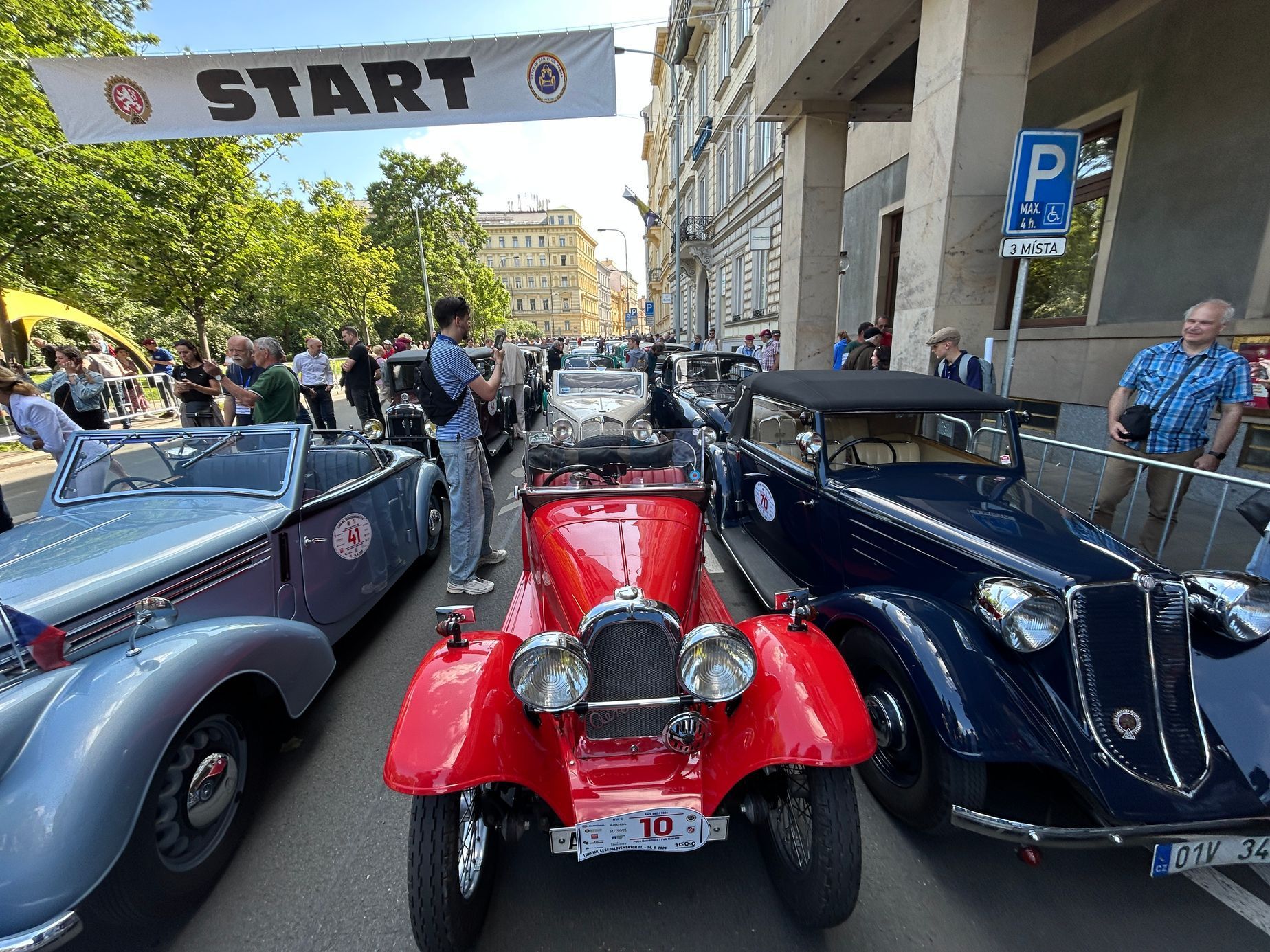 Start 1000 mil československých 2025