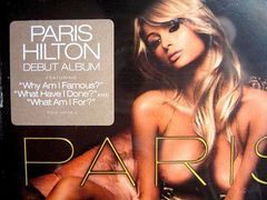 Paris Hiltonová a její debutová deska Paris podle "uměleckého teroristy", který si říká Banksy.