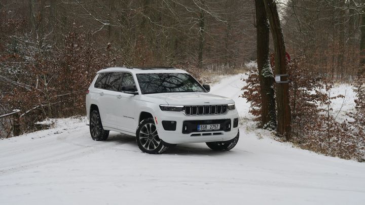Žádný spaghetti western. Jeep Grand Cherokee je charakter se širokým srdcem; Zdroj foto: Martin Frei