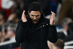 Pařížané mají blíž do finále Ligy mistrů. Na hřišti Arsenalu zářil Donnarumma