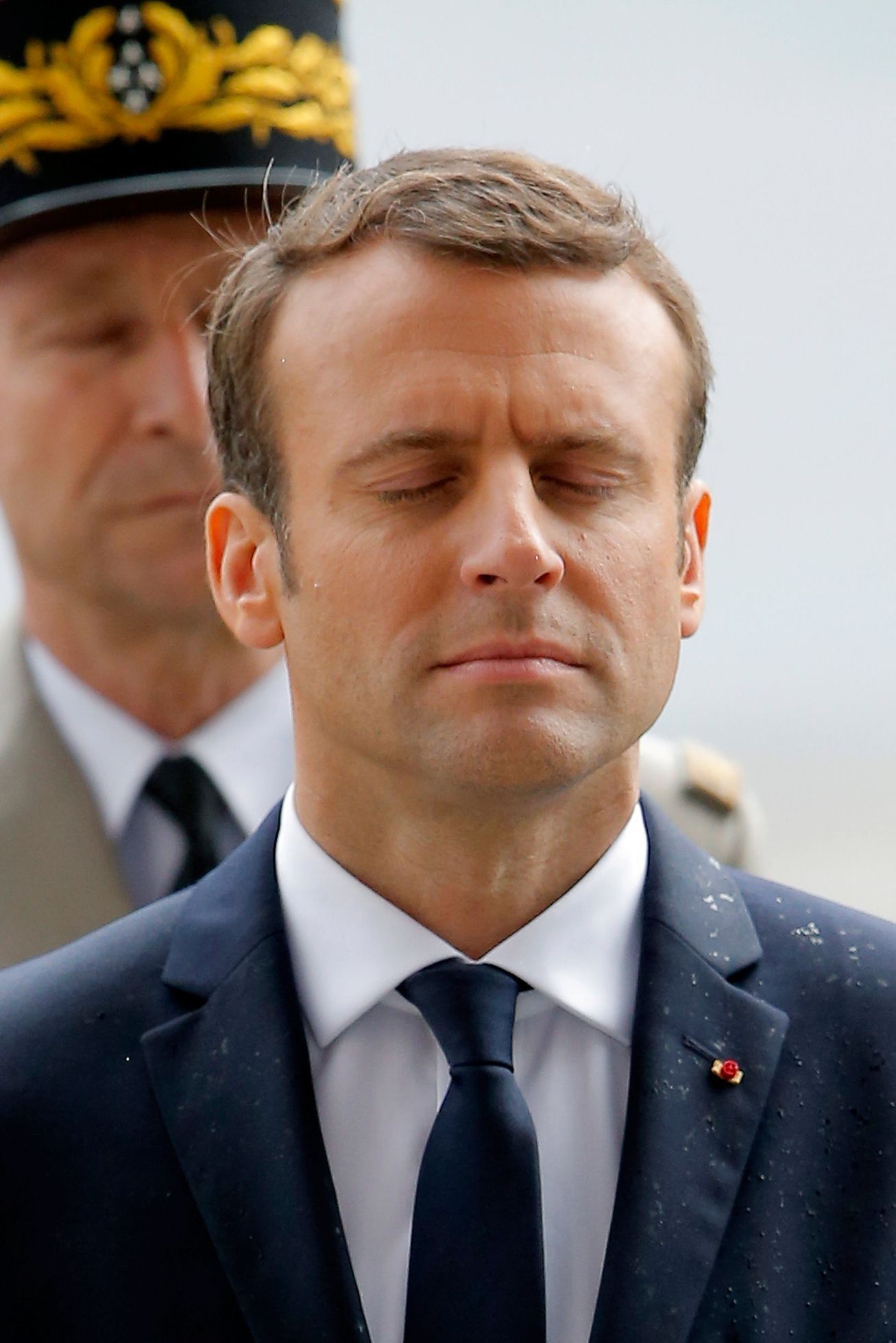 macron  3