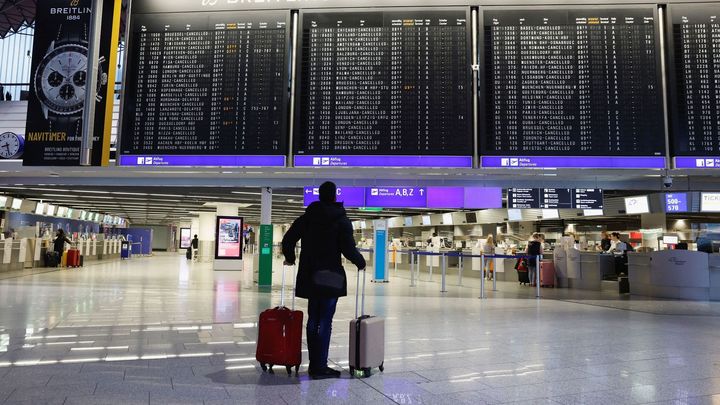 V areálu letiště ve Frankfurtu se našla bomba. Zřejmě z druhé světové války