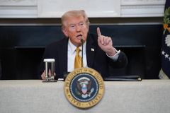 Trump znovu zrušil jednání s Kanadou. Naštvala ho televizní reklama