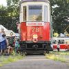 Průvod tramvají, tramvaj, trať Jablonec nad Nisou - Liberec, loučení, rozchod kolejí 1000 milimetrů, šotouš