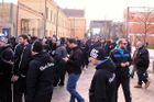 Ostravský expres s baníkovci dorazil do Opavy, policie zadržela 26 fanoušků