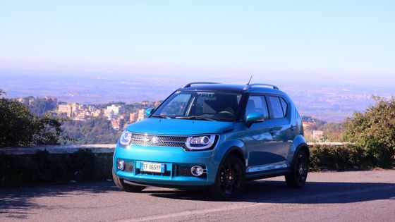 Nejdostupnější čtyřkolkou je na českém trhu Suzuki Ignis. Podívejte se do galerie na dalších 24 nejlevnějších aut s pohonem všech kol.