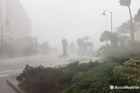 Hurikán Michael dorazil k Floridě. Vichr s deštěm bičuje pobřeží