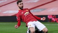 4. BRUNO FERNANDES (Manchester United - 7.55). O tom, jak jsou Rudí ďáblové životně závislí na příspěvku Portugalce Bruna Fernandese, nemůže být nejmenších pochyb. Dvanáct gólů, devět asistencí a rozjíždění takřka veškerých nebezpečných akcí, to je jeho vizitka. V posledním týdnu se hvězdný fotbalista posunul v pořadí ze sedmého na momentální čtvrté místo.