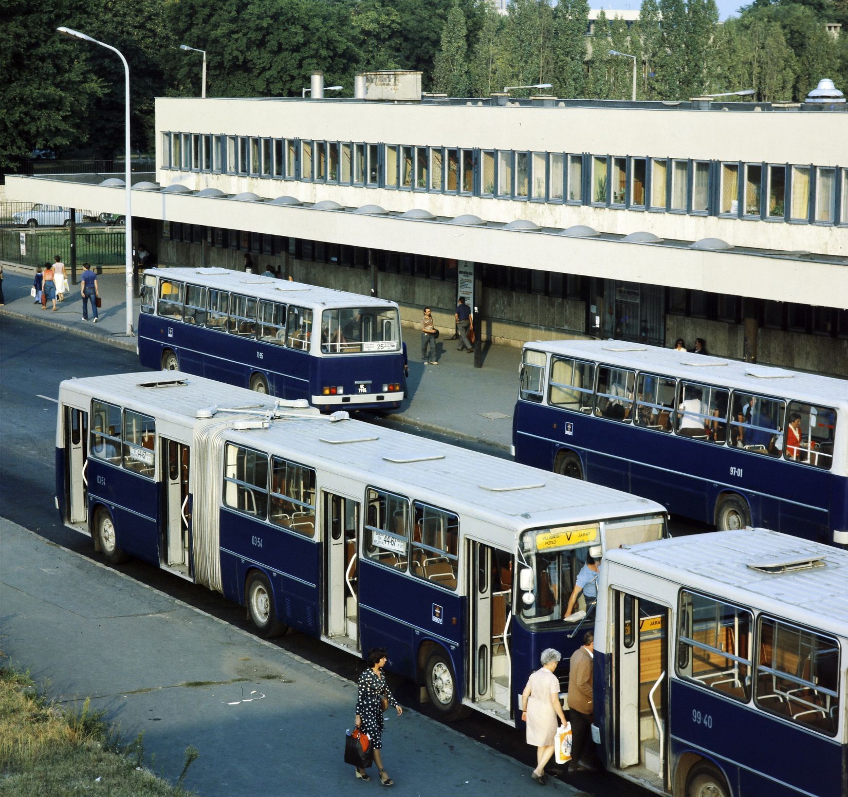 Ikarus 280