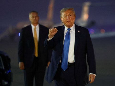 Zabití Chameneího prozatím není v plánu. Ale dochází nám trpělivost, napsal Trump