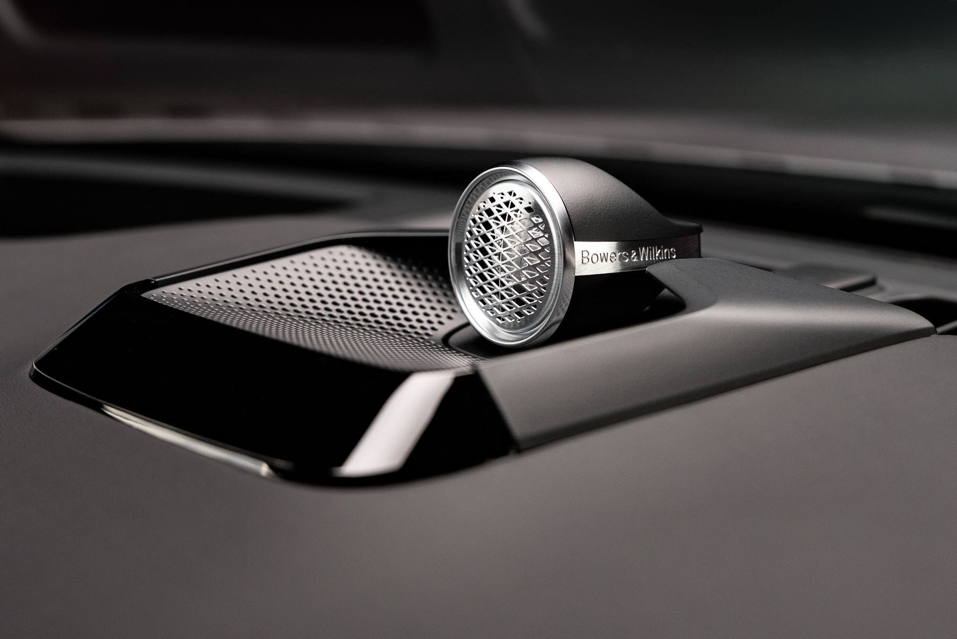Volvo ES90