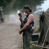 voják - vojenská základna - slavjansk - ukrajina
