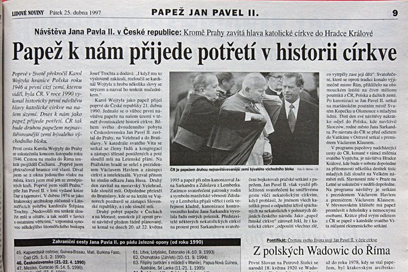 Návštěvy papeže v novinách
