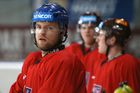 Pokračovat v KHL, nebo zkusit NHL? Jeřábek řeší dilema