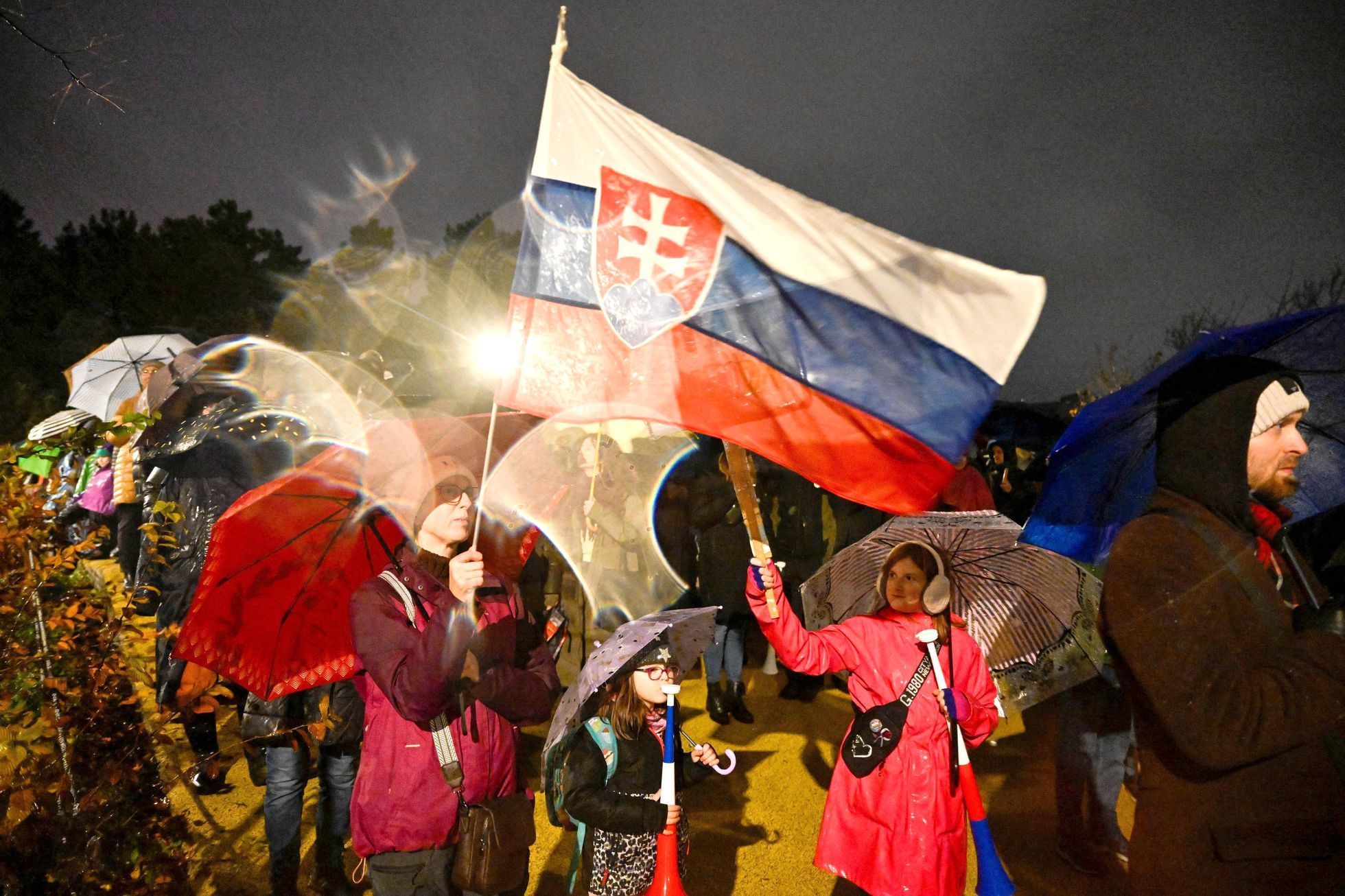 Slovensko, Bratislava, 17. listopad, demonstrace, Fico