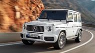 Mercedes-AMG G63 se objevil jen krátce po premiéře nové generace třídy G. Fajnšmekři dokáží oba vozy od sebe okamžitě rozeznat, protože sportovní oddělení stuttgartské automobilky nasadilo na auto své designové prvky, tak jak to dělá vždy.