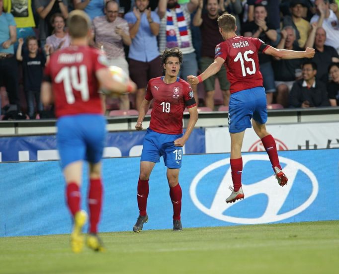 Patrik Schick slaví gól v kvalifikaci ME 2020 Česko - Bulharsko.