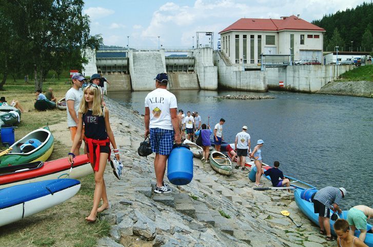 Jak se stavěla přehrada Lipno