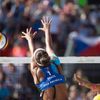 plážový volejbal, Světový okruh 2019, Ostrava, Brazilka Ana Patrícia blokuje ve finále