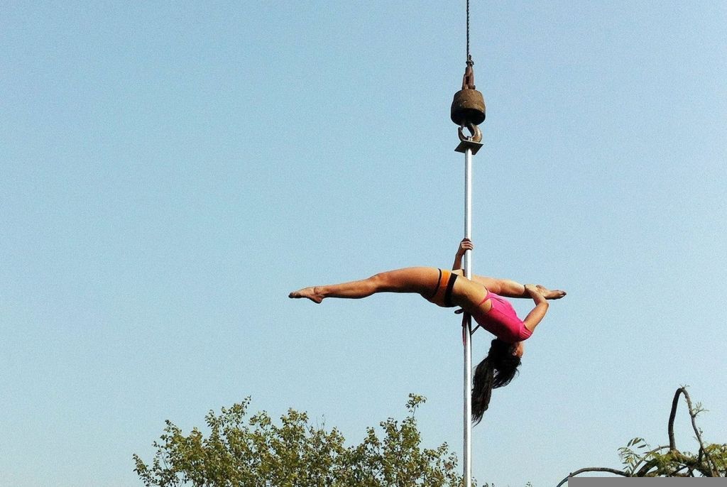 čínský Pole Dance