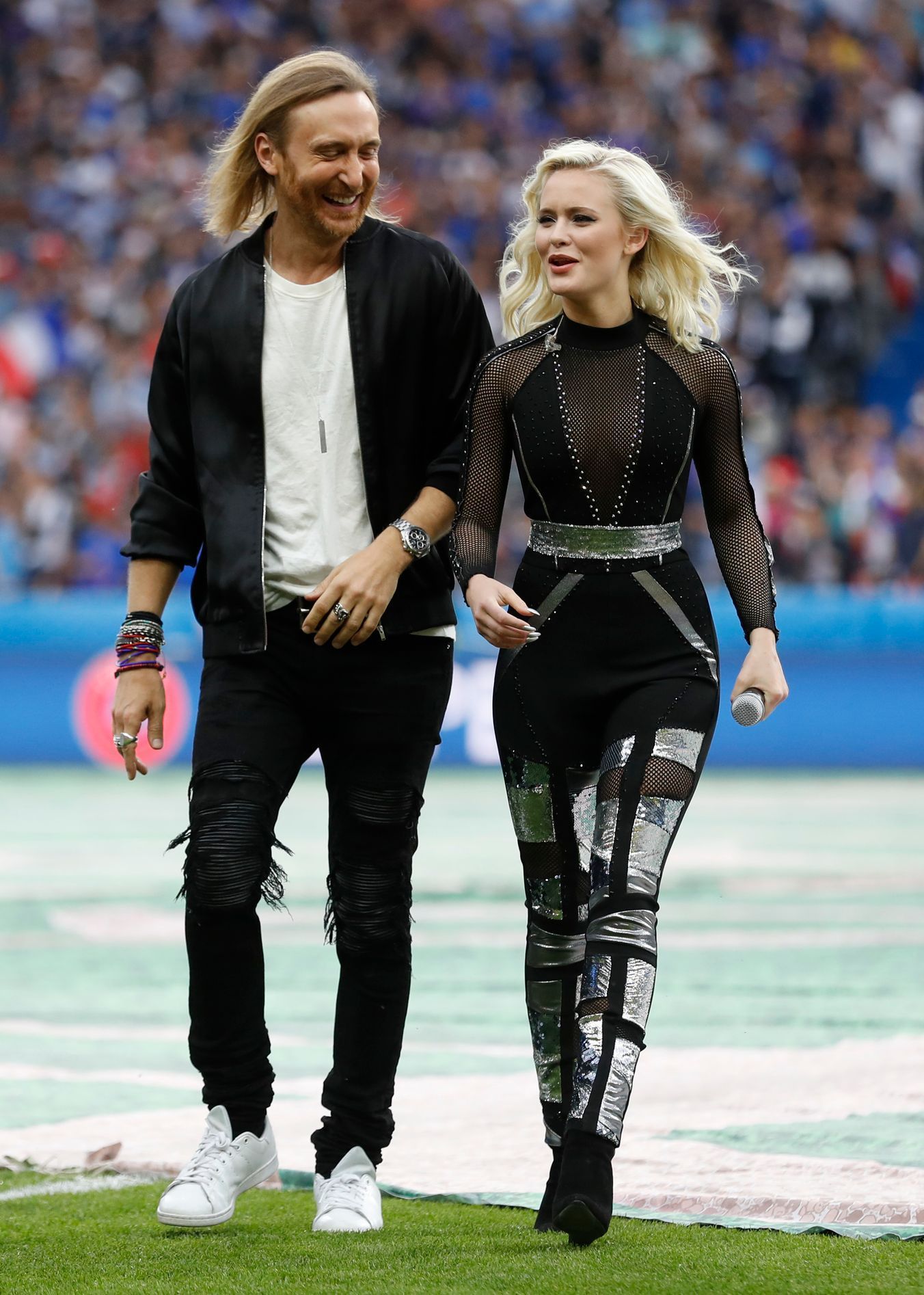 Euro 2016 - slavnostní zahájení - David Guetta a Zara Larssonová