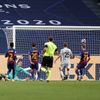 Ivan Perišič dává gól ve čtvrtfinále LM Barcelona - Bayern