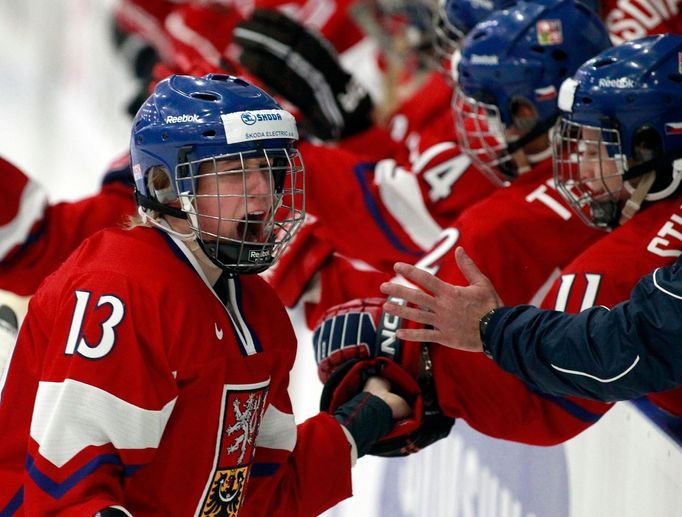 MS v hokeji žen, Česko - Švédsko: Lucie Povová