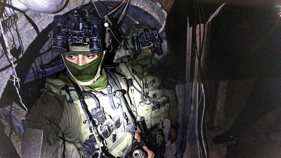 Labyrint pod Gazou: Tunely, zbraně a tělo vojáka, které na cestu domů čekalo 11 let