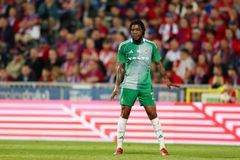 "Vrazi od roku 1939."  Ostudný transparent izraelských fanoušků pobouřil celé Polsko