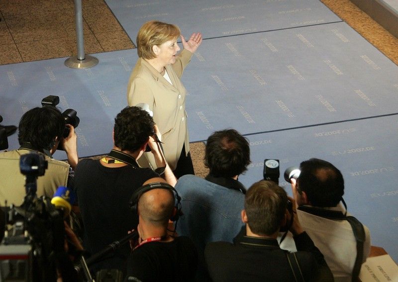 Summit EU, Merkelová před novináři
