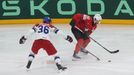 Jakub Krejčík a Roman Josi ve finále MS 2024 Česko - Švýcarsko