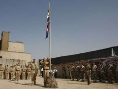 Britští vojáci v Basře
