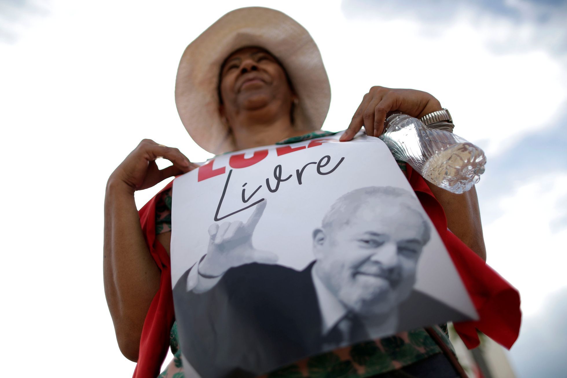 "Osvoboďte Lulu." Jedna z demonstrací proti soudu s brazilským exprezidentem.