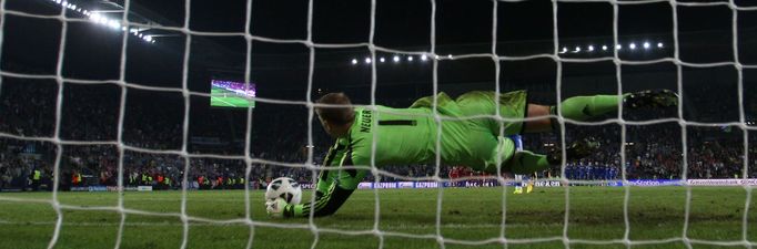 Manuel Neuer při Superpoháru Bayern - Chelsea