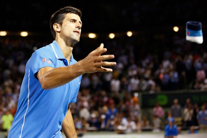 Novak Djokovič slaví postup do finále na turnaji v Miami.