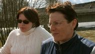 Maminka Hana a dcera Šárka - dům Markových je třígenerační. Po povodni 2002 bydleli rok mimo dům, který opravovali. "Kdyby nás to vyplavilo znovu, už bychom to nezvládli," říká Hana.