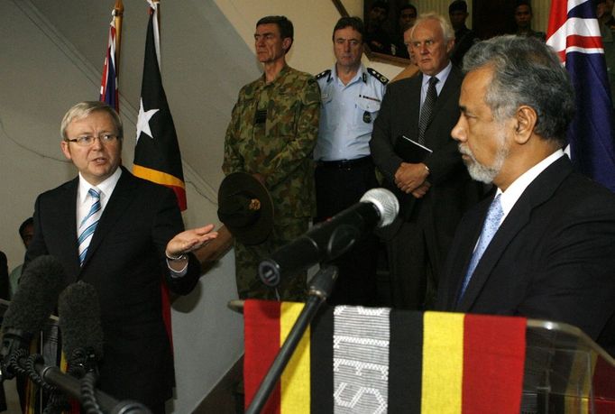 Australský premiér Kevin Rudd a jeho východotimorský protějšek Xanana Gusmao na tiskové konferenci v Dili