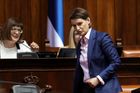 Srbskou vládu poprvé povede žena. Brnabičovou nepodpořili jen poslanci, jimž vadí její homosexualita