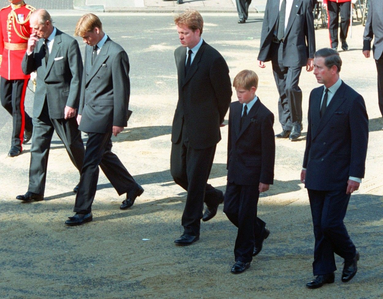 Diana, Lady Diana, poslední dny, Zahraničí