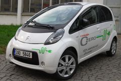 I elektromobily zlevňují : C-zero stojí o 20% méně