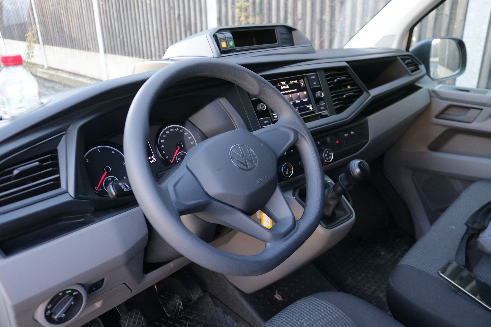 Volkswagen Transporter T6.1 sanitka
